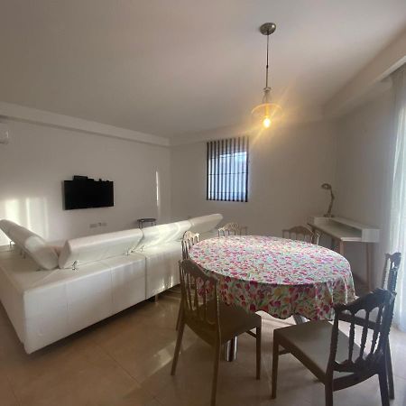 Cozy 2 Bedroom Apartment Near Seafront Gzira Luaran gambar