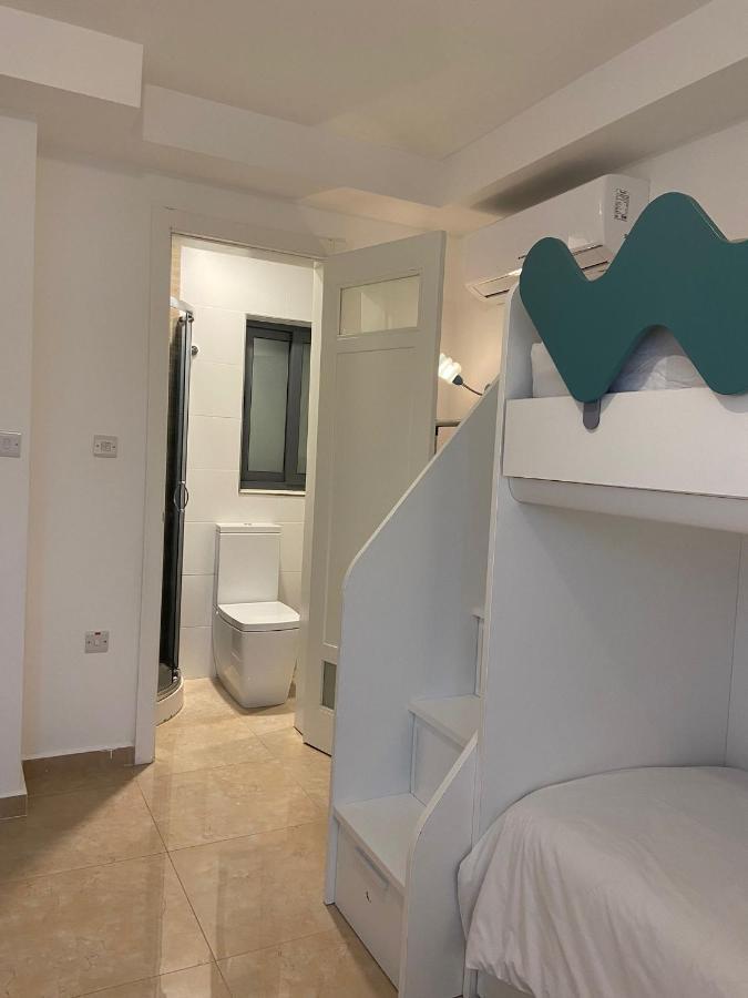 Cozy 2 Bedroom Apartment Near Seafront Gzira Luaran gambar