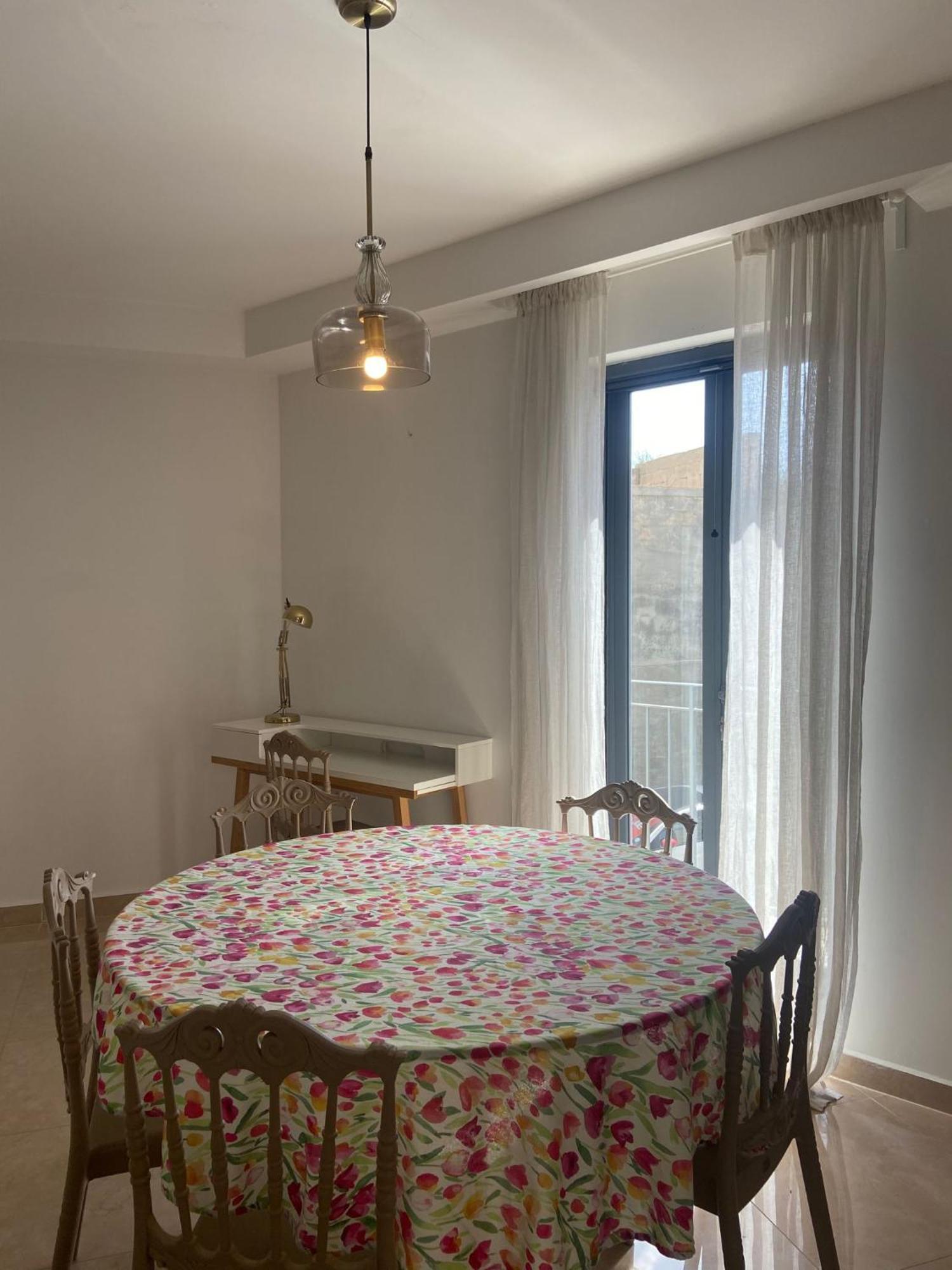 Cozy 2 Bedroom Apartment Near Seafront Gzira Luaran gambar