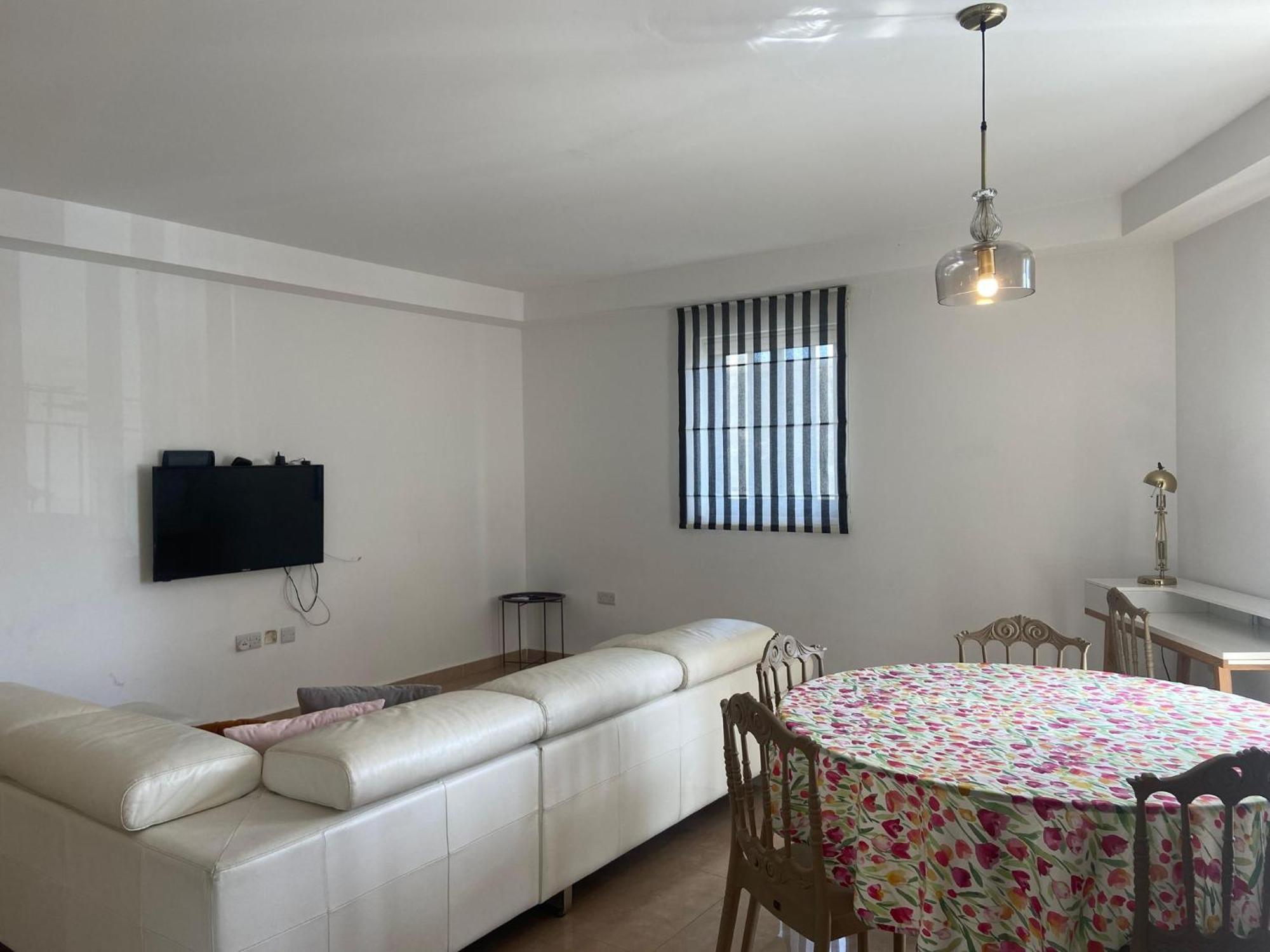 Cozy 2 Bedroom Apartment Near Seafront Gzira Luaran gambar